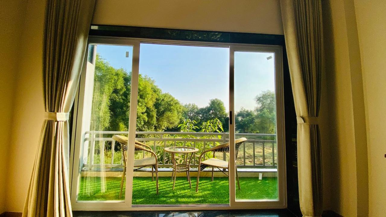 Krishna Riverside Resort Vasad Ngoại thất bức ảnh