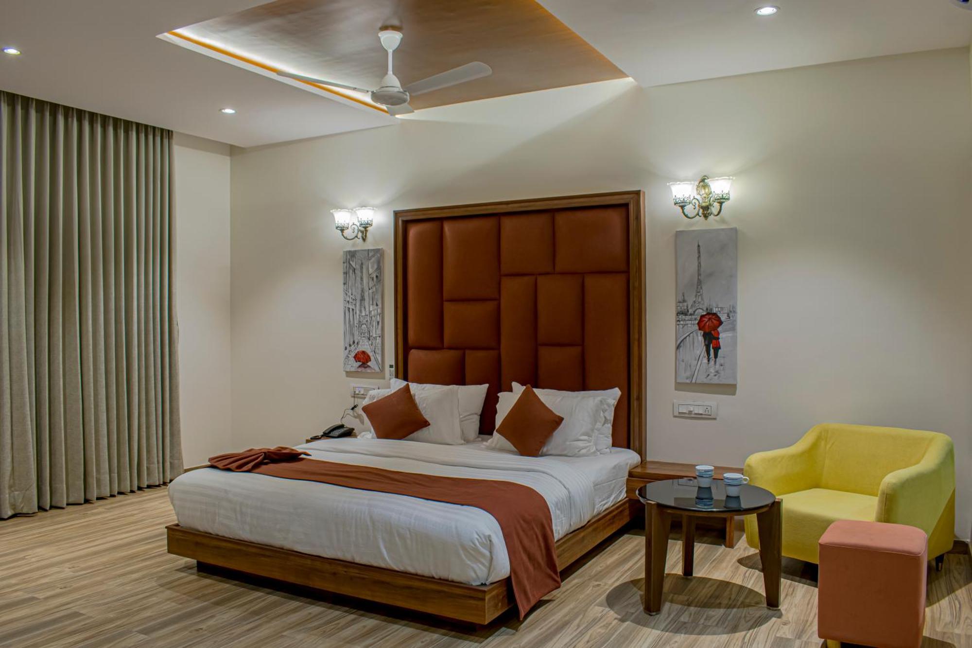Krishna Riverside Resort Vasad Ngoại thất bức ảnh
