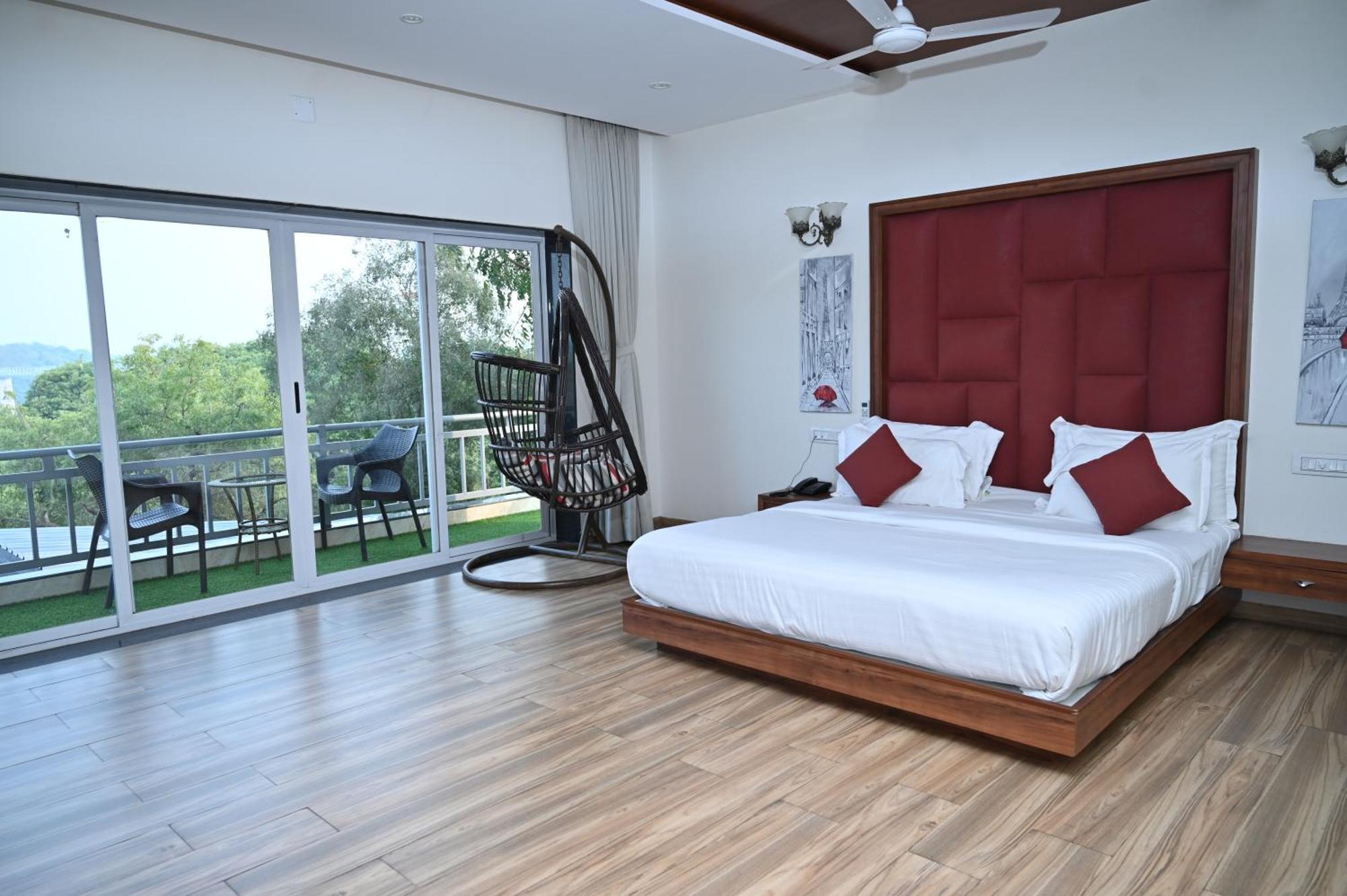 Krishna Riverside Resort Vasad Ngoại thất bức ảnh